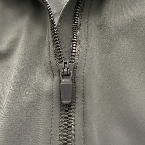 AVIA Athletic Sage Green Thumb Hole Jacket M-8/10 - Picture 3 of 3